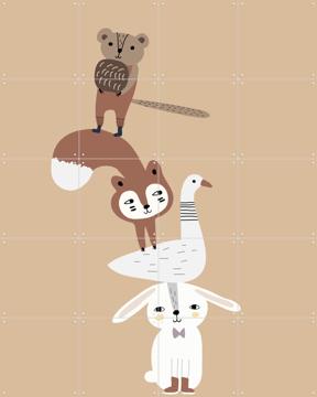 'Animal Tower' van Little Otja