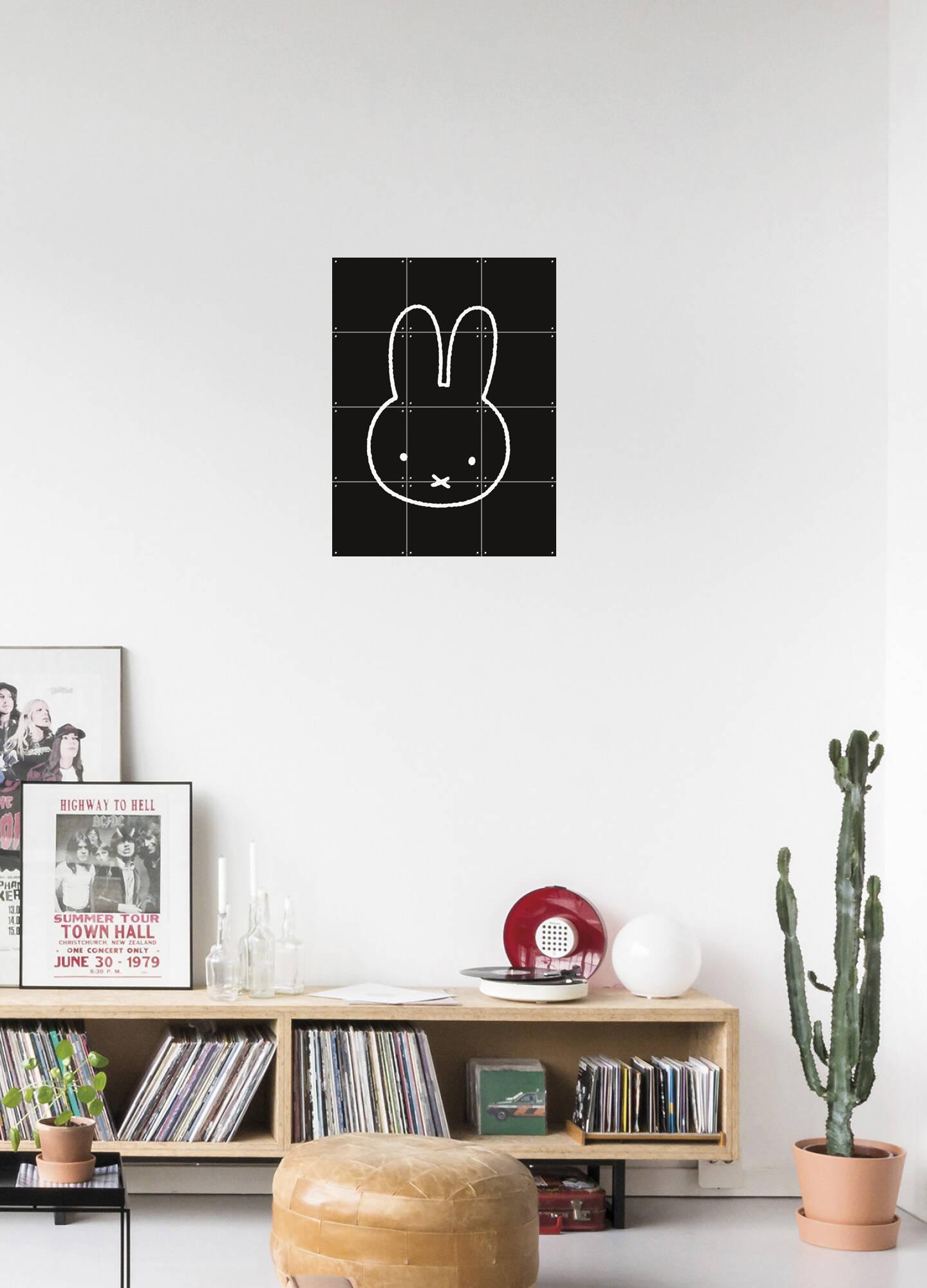 Miffy Black and White, by Miffy - IXXI