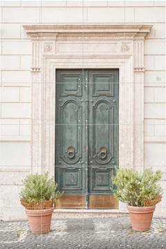 IXXI - The Green Door in Rome par Henrike Schenk 