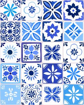 'Blue Mediterranean Tiles Collage Box' van Karen Menzenbach