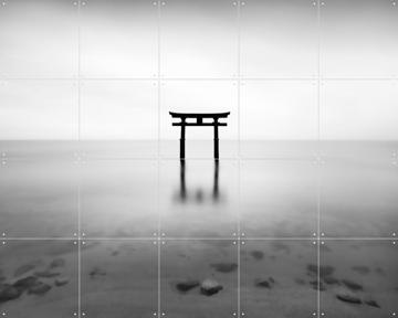 'Torii Gate Lake Biwa - Japan' par Jan Becke