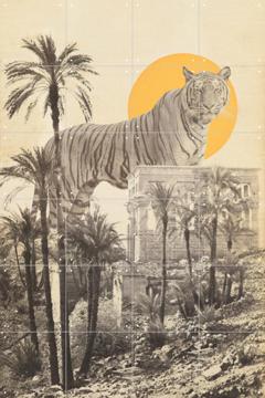 'Giant Tiger in Ruins' van Florent Bodart