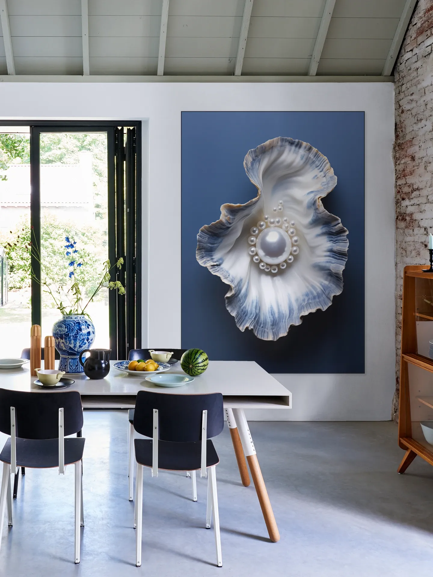 Blue Oyster with Pearls