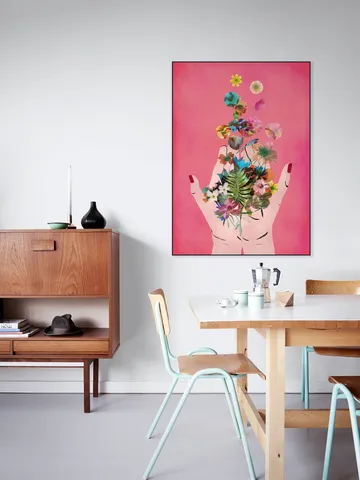 Frida's Hand's (Pink Version)