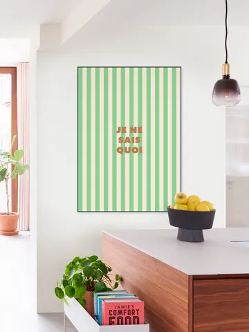 Je Ne Sais Quoi Striped