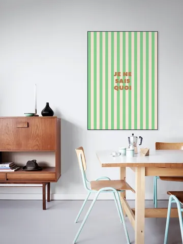 Je Ne Sais Quoi Striped