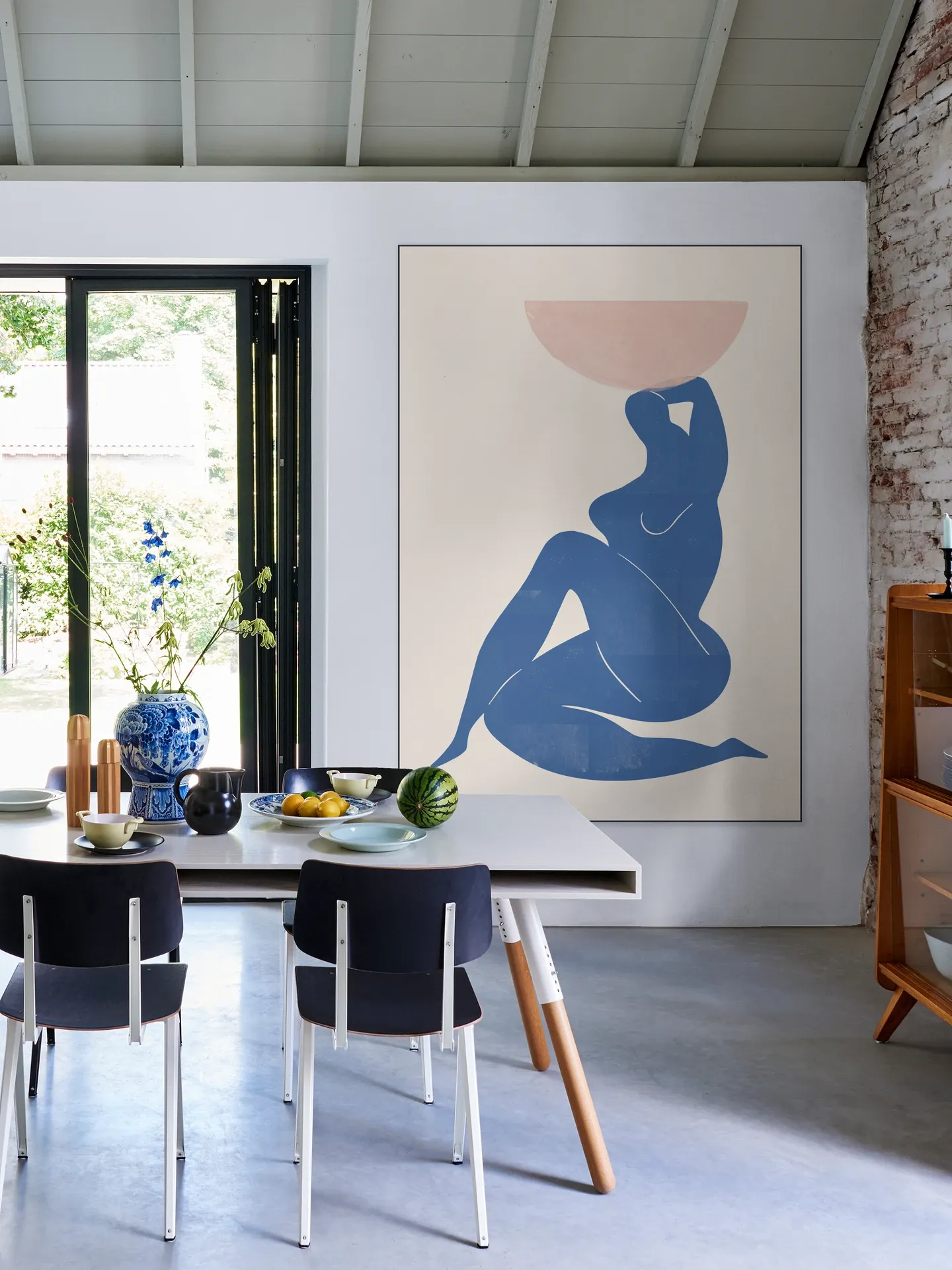 Vase and Women