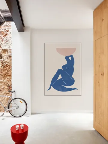 Vase and Women