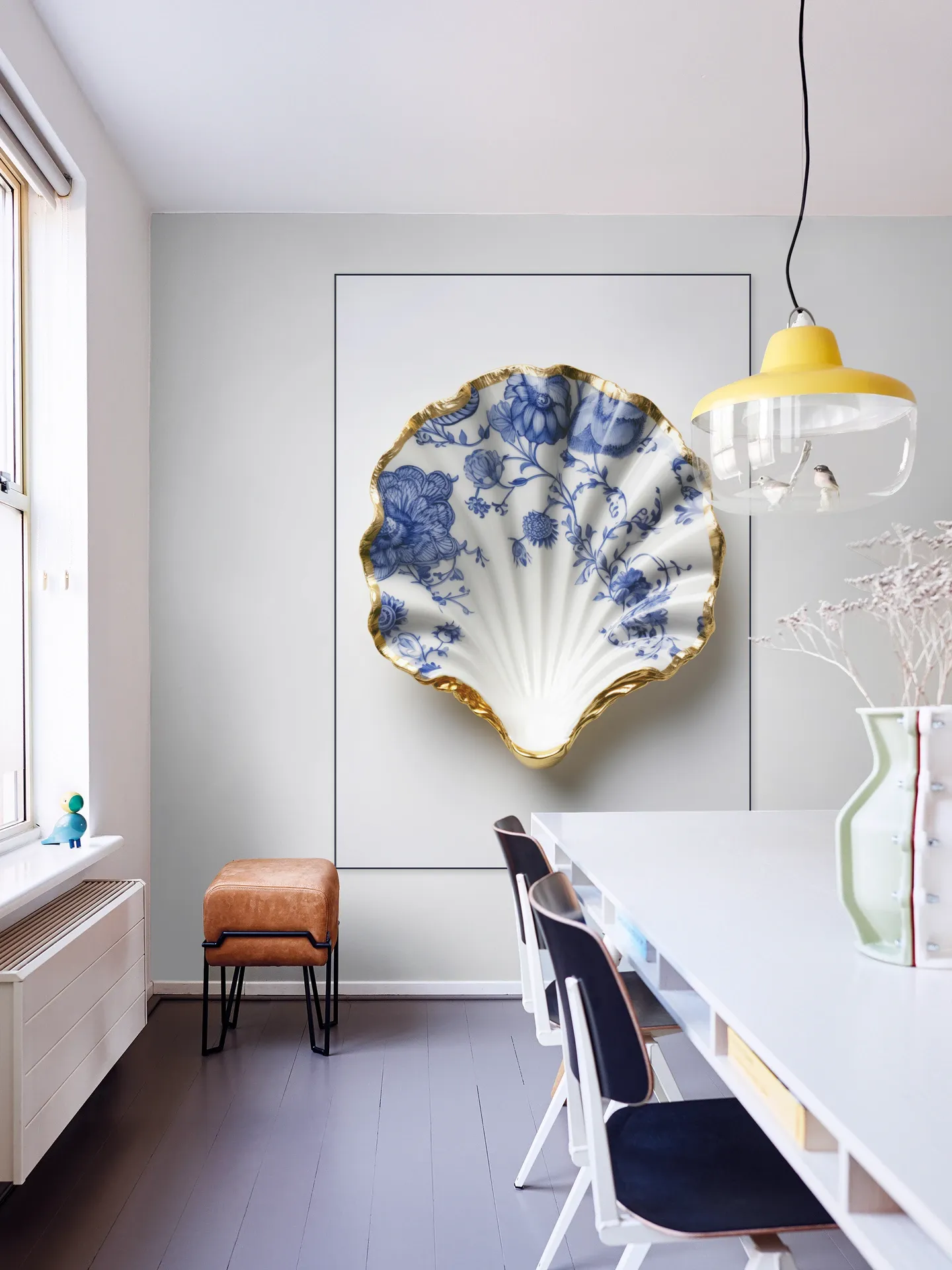Delft Blue Shell with Gold Edge and Floral Pattern