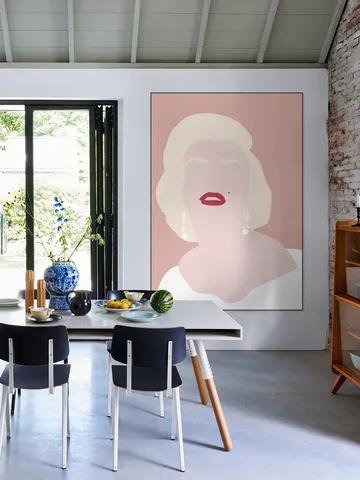 Marilyn