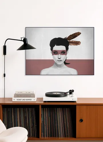 Warpaint and peace Feathers