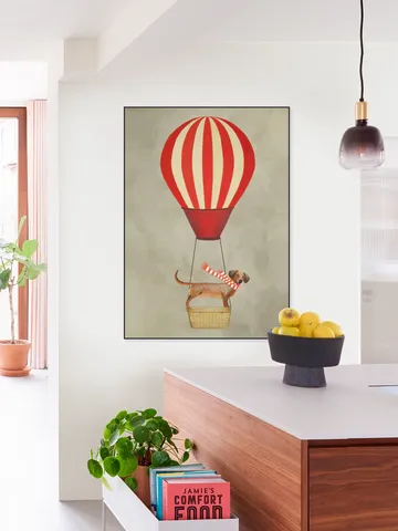 Dachshund with airballoon