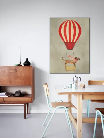Dachshund with airballoon