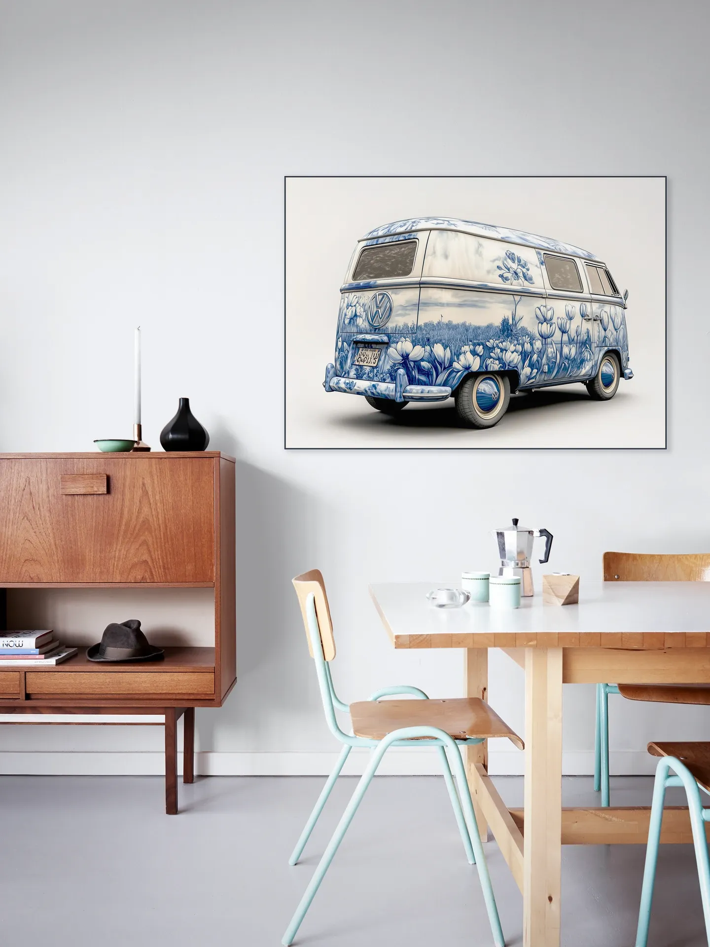 Delft Blue VW Bus 4