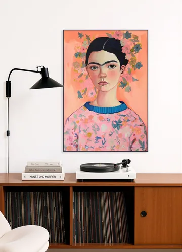 Young Frida (Peach)
