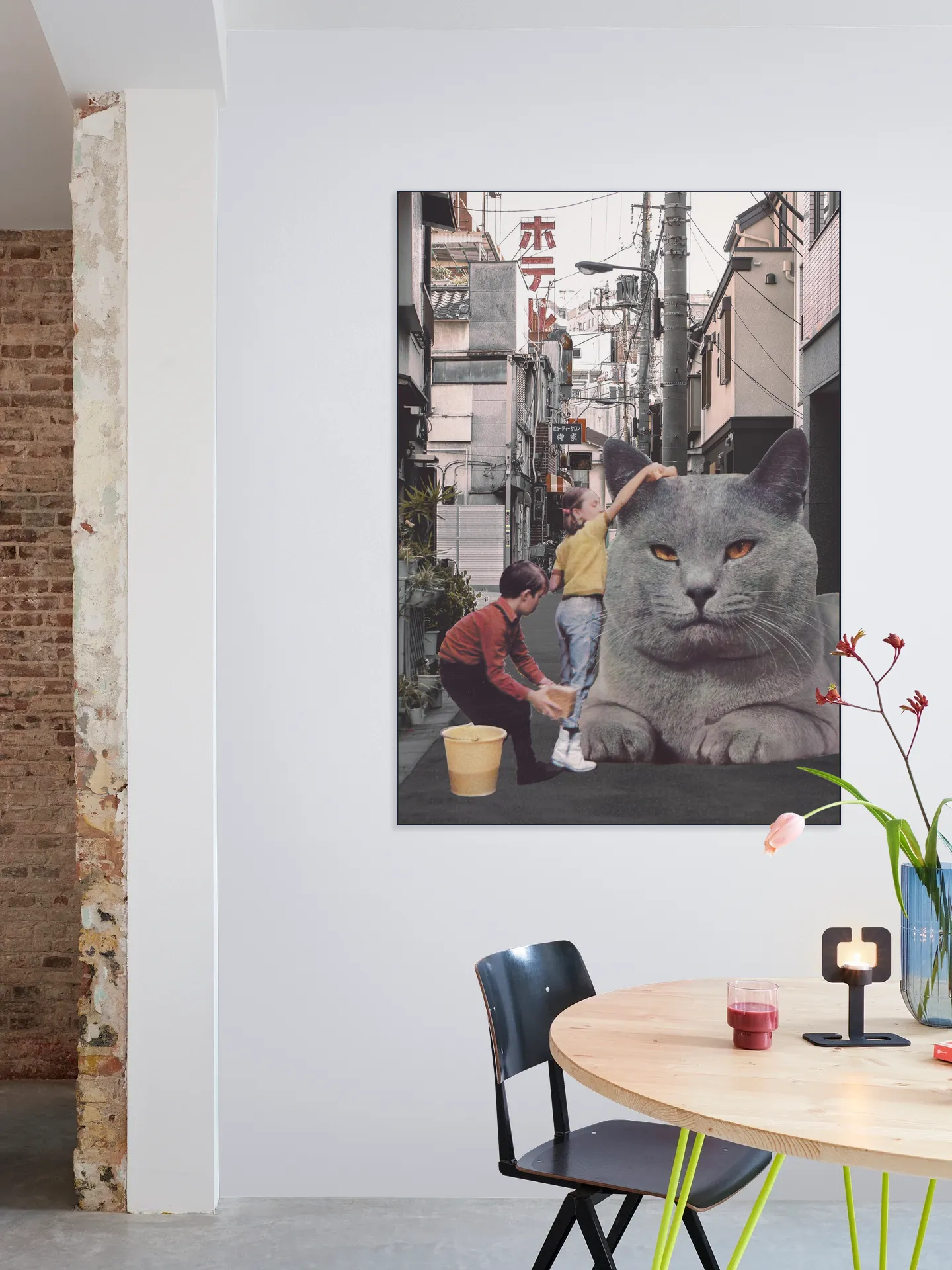 Children washing a giant cat in Tokyo streets