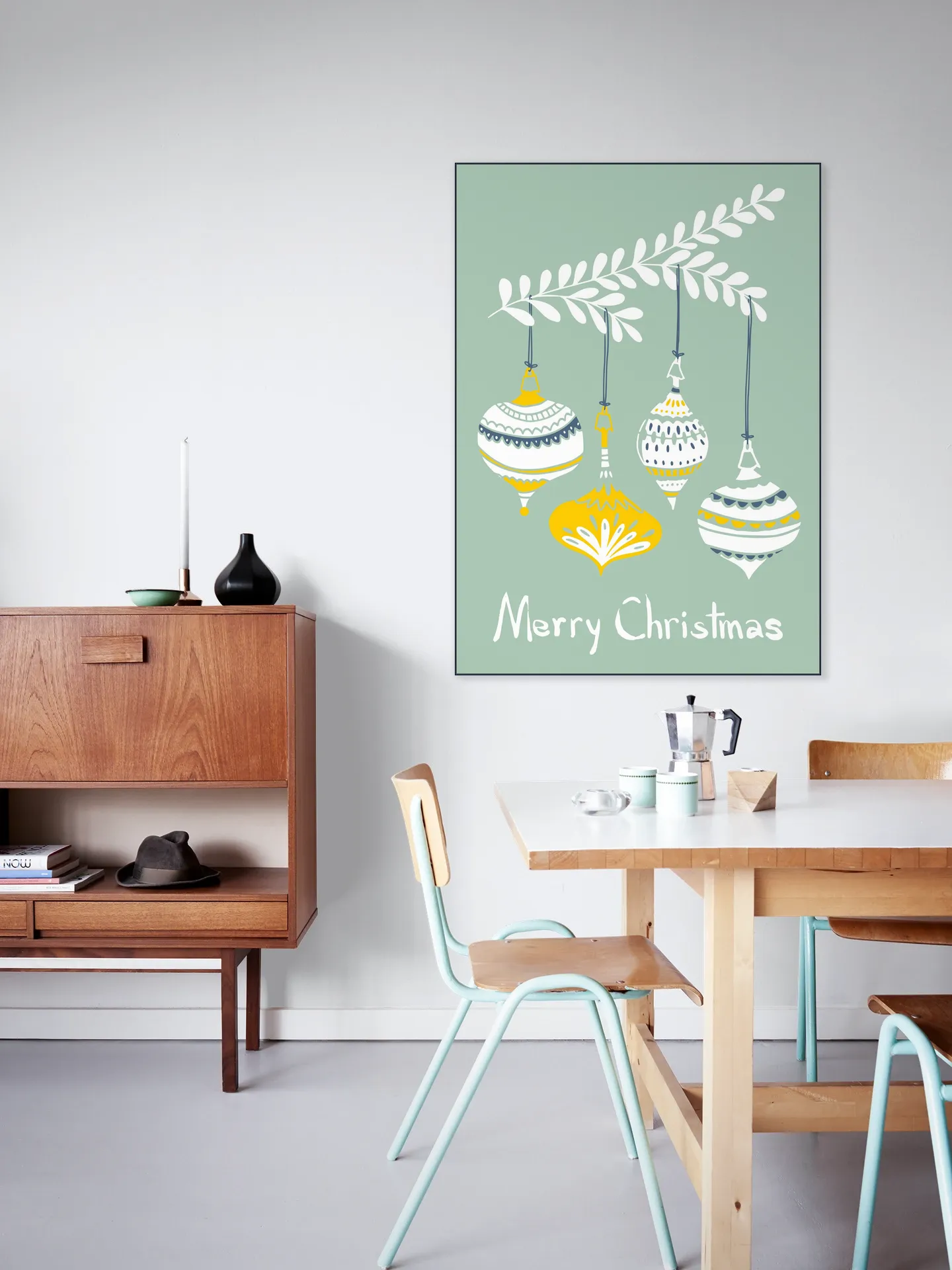 Cheerful little Christmas Baubles - Mint