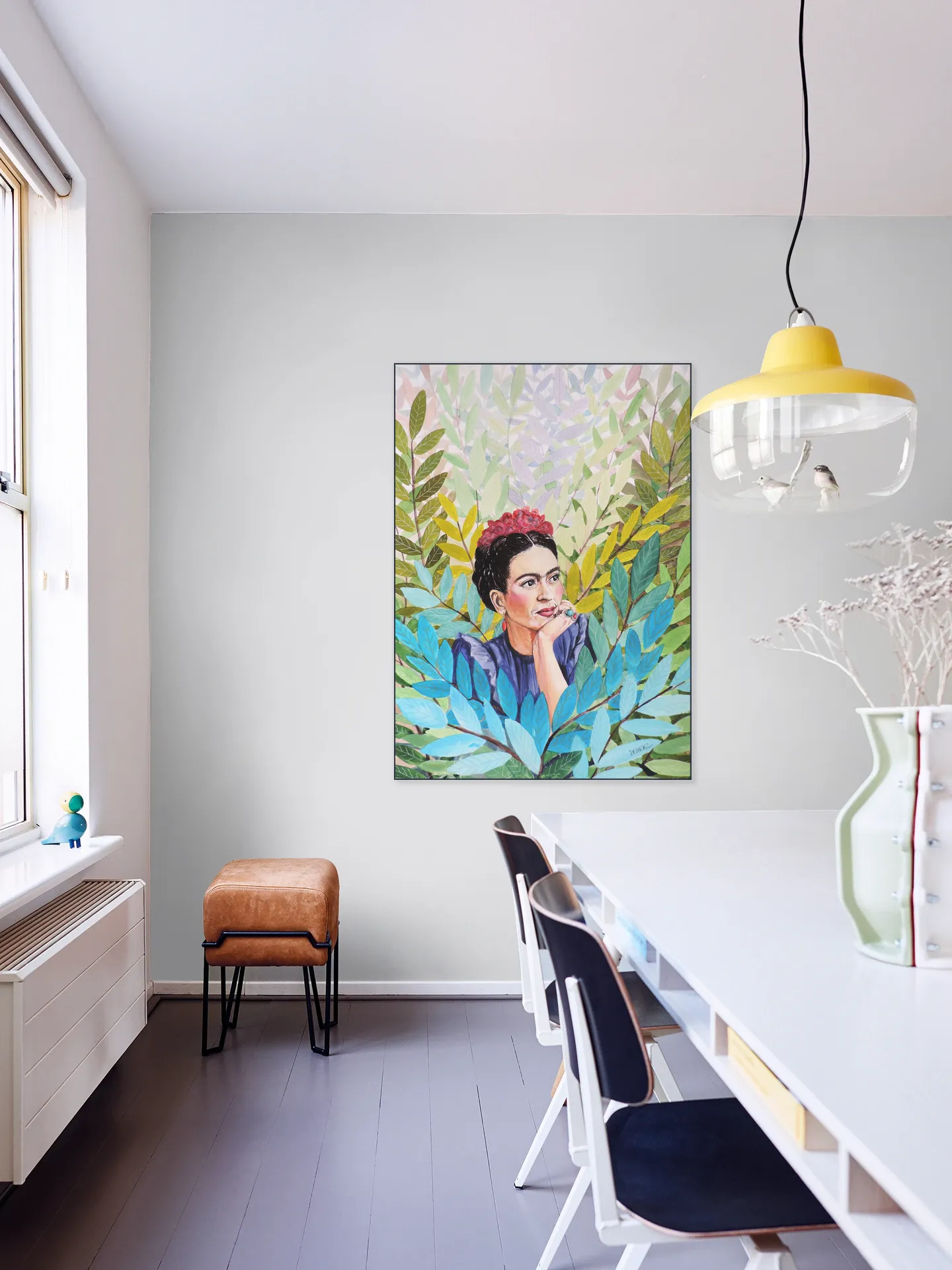 Frida in Lush Leaves
