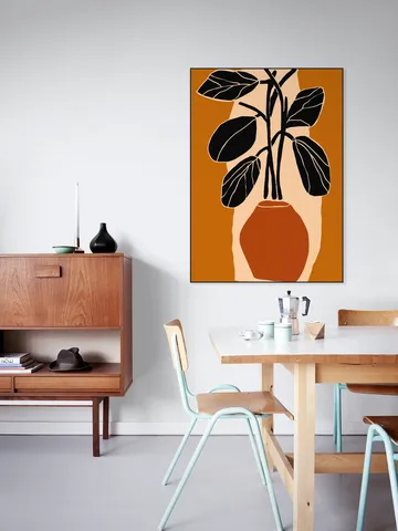 Bold Leaf Silhouette
