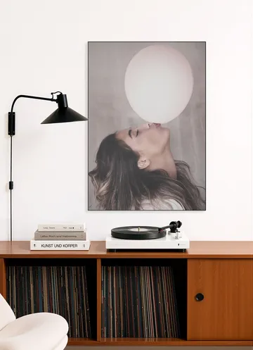 Balloon Kiss