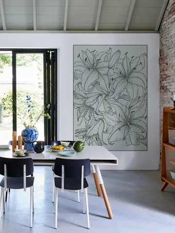 Lilies Green