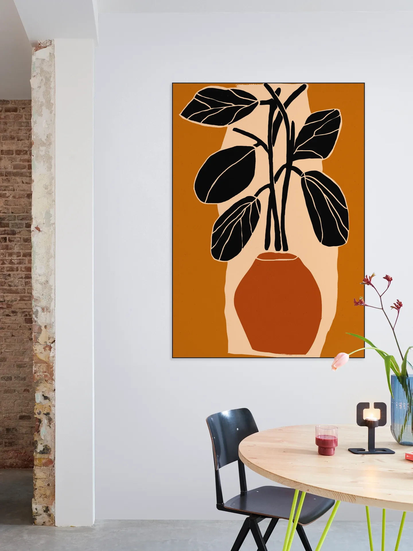 Bold Leaf Silhouette
