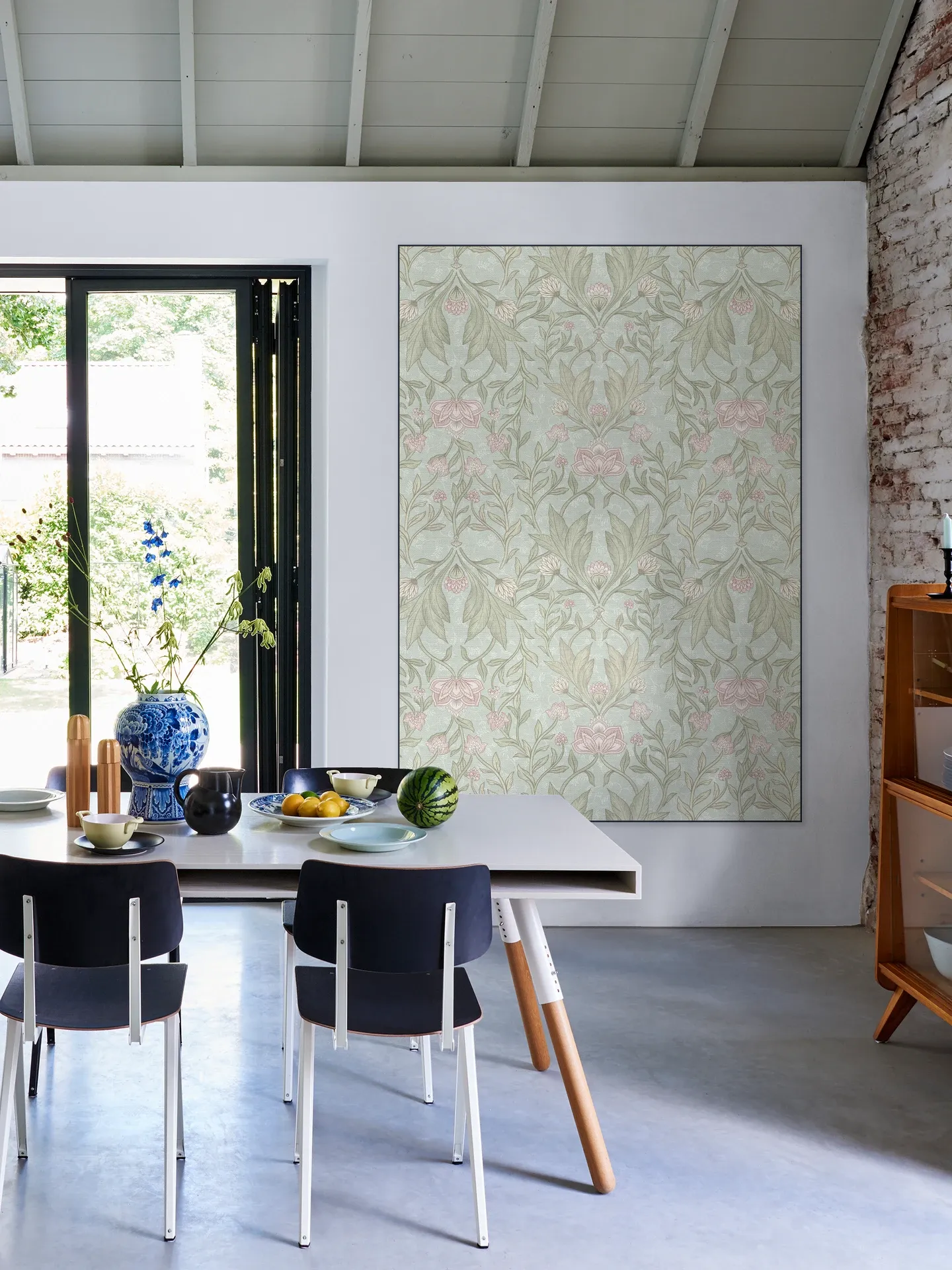 Morris Floral Damask & leaves - soft teal