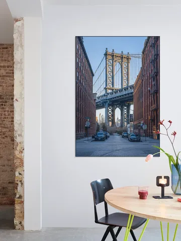 Manhattan Bridge at sunrise, Brooklyn, New York City, USA