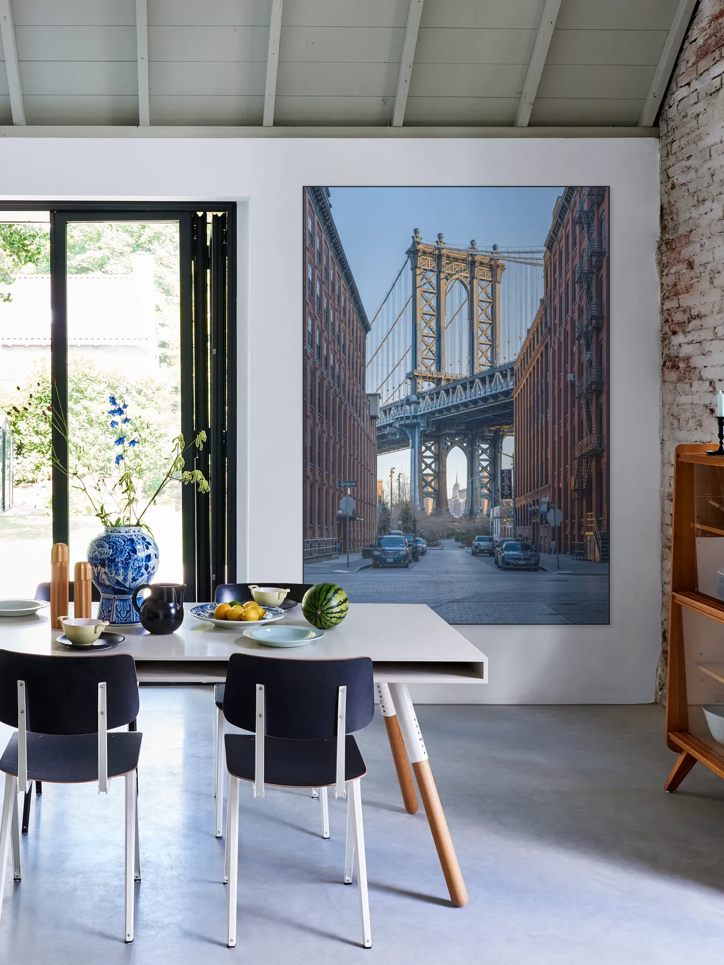Manhattan Bridge at sunrise, Brooklyn, New York City, USA