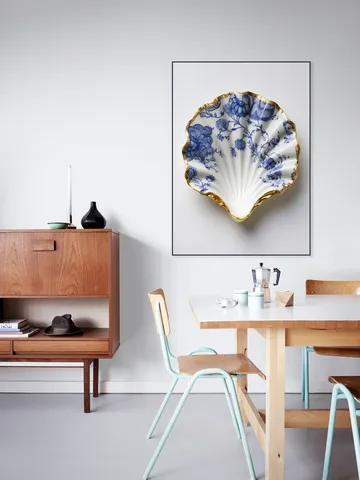 Delft Blue Shell with Gold Edge and Floral Pattern