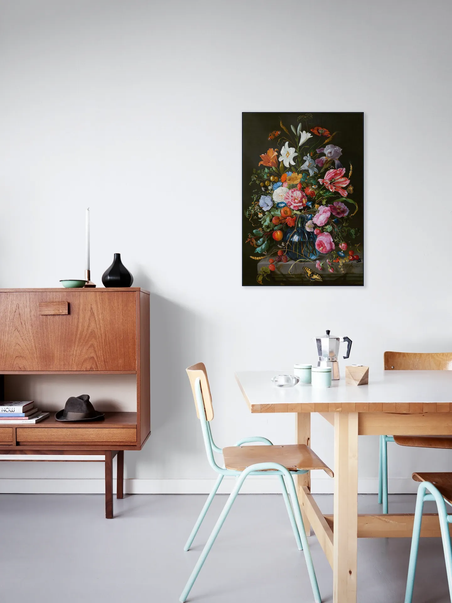 Vase with flowers