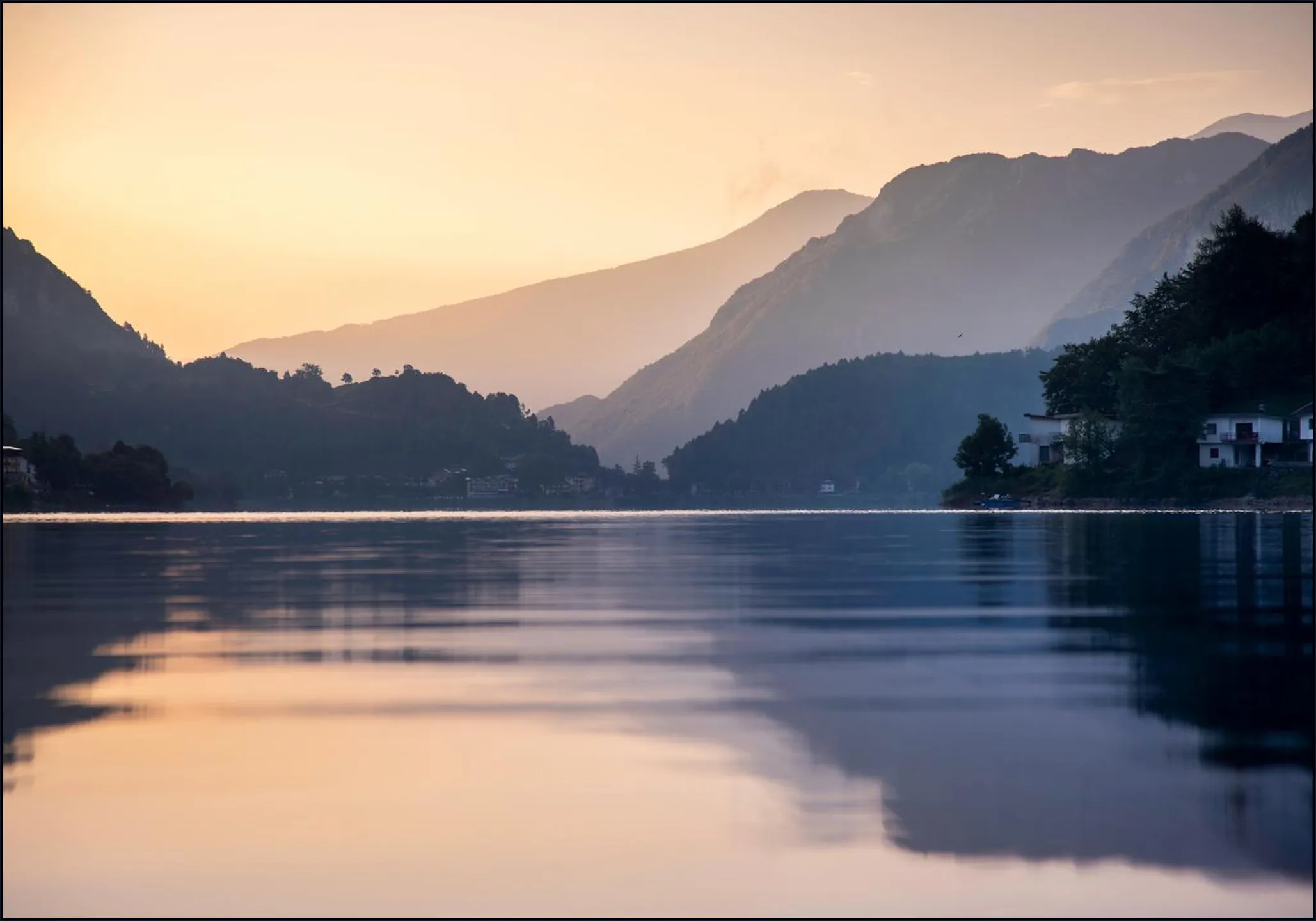 Trentino Mattina Lake
