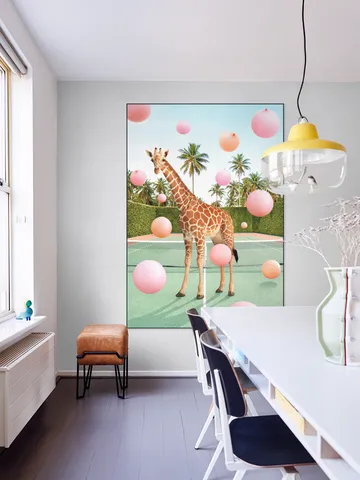 Tennis Giraffe