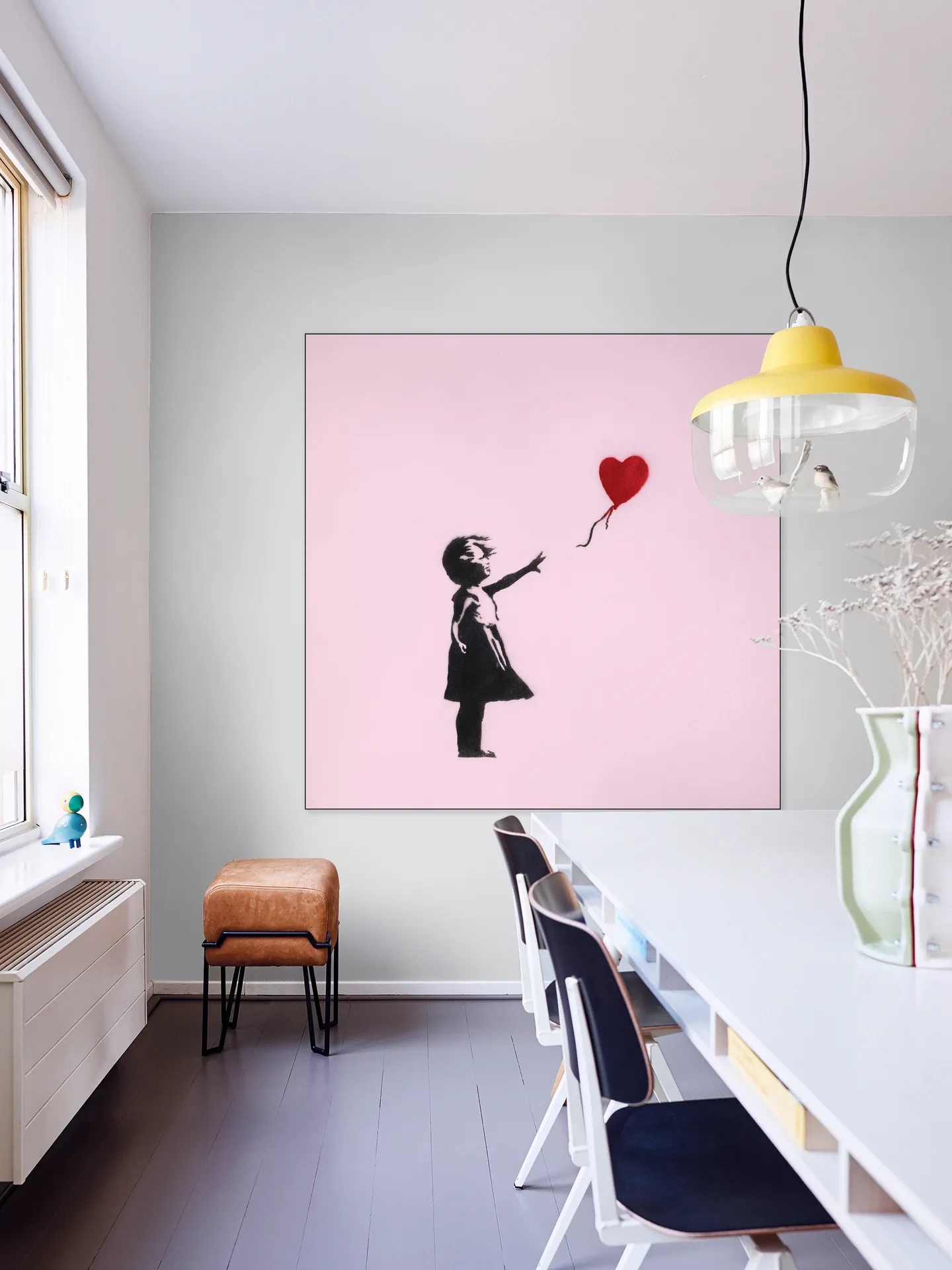 Girl with Balloon - pink