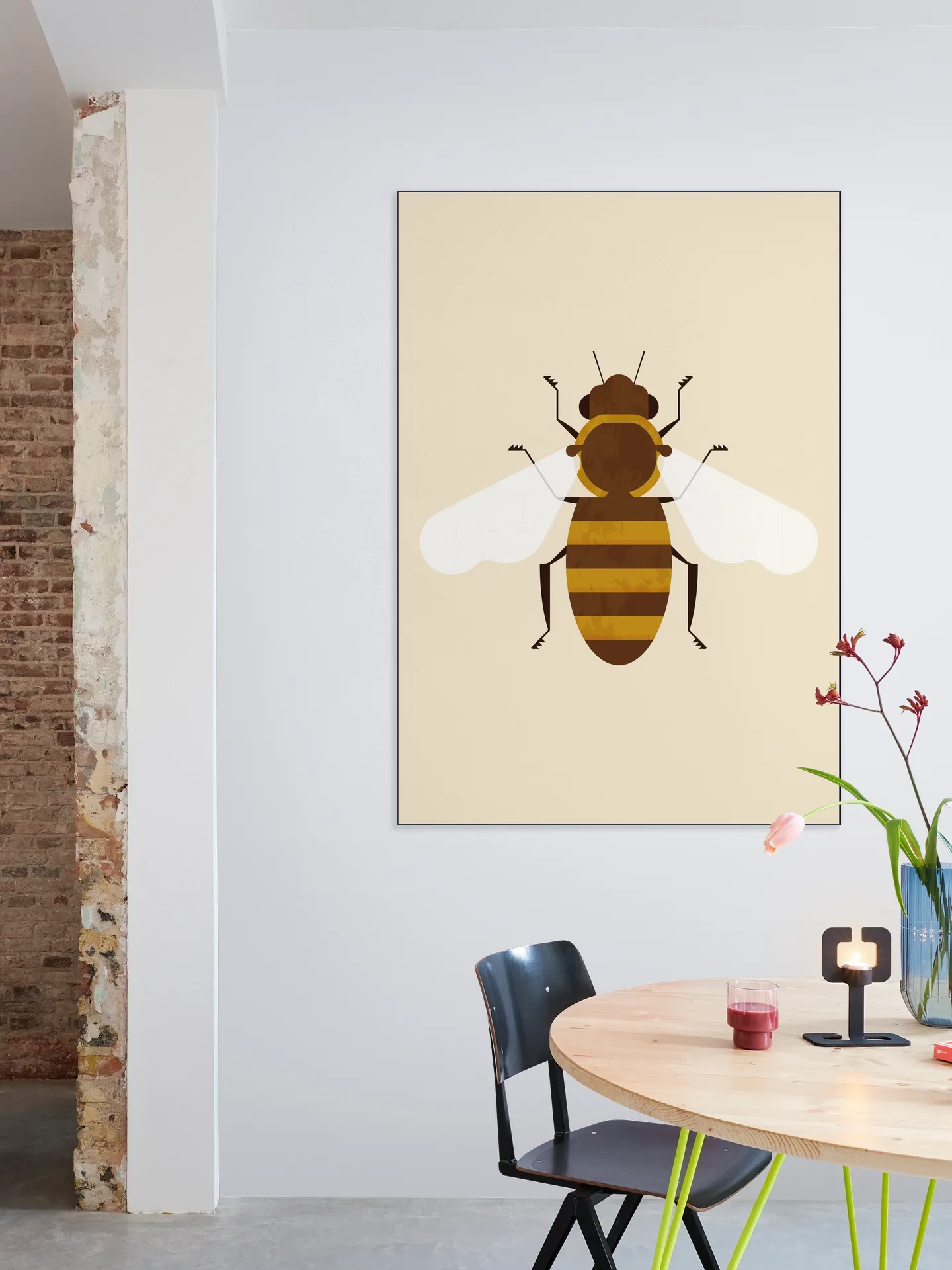 The Bee