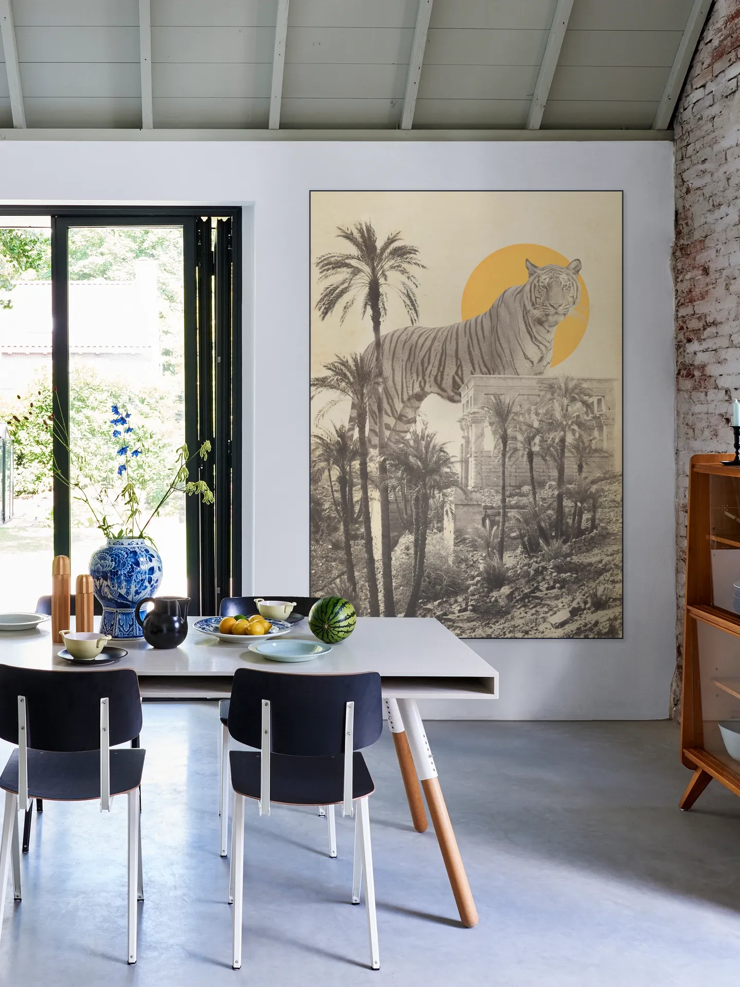 Giant Tiger in Ruins