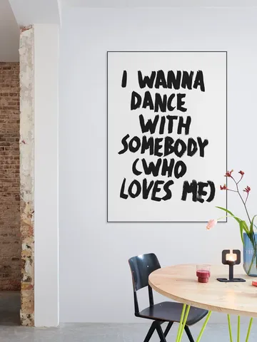 I wanna dance with Somebody