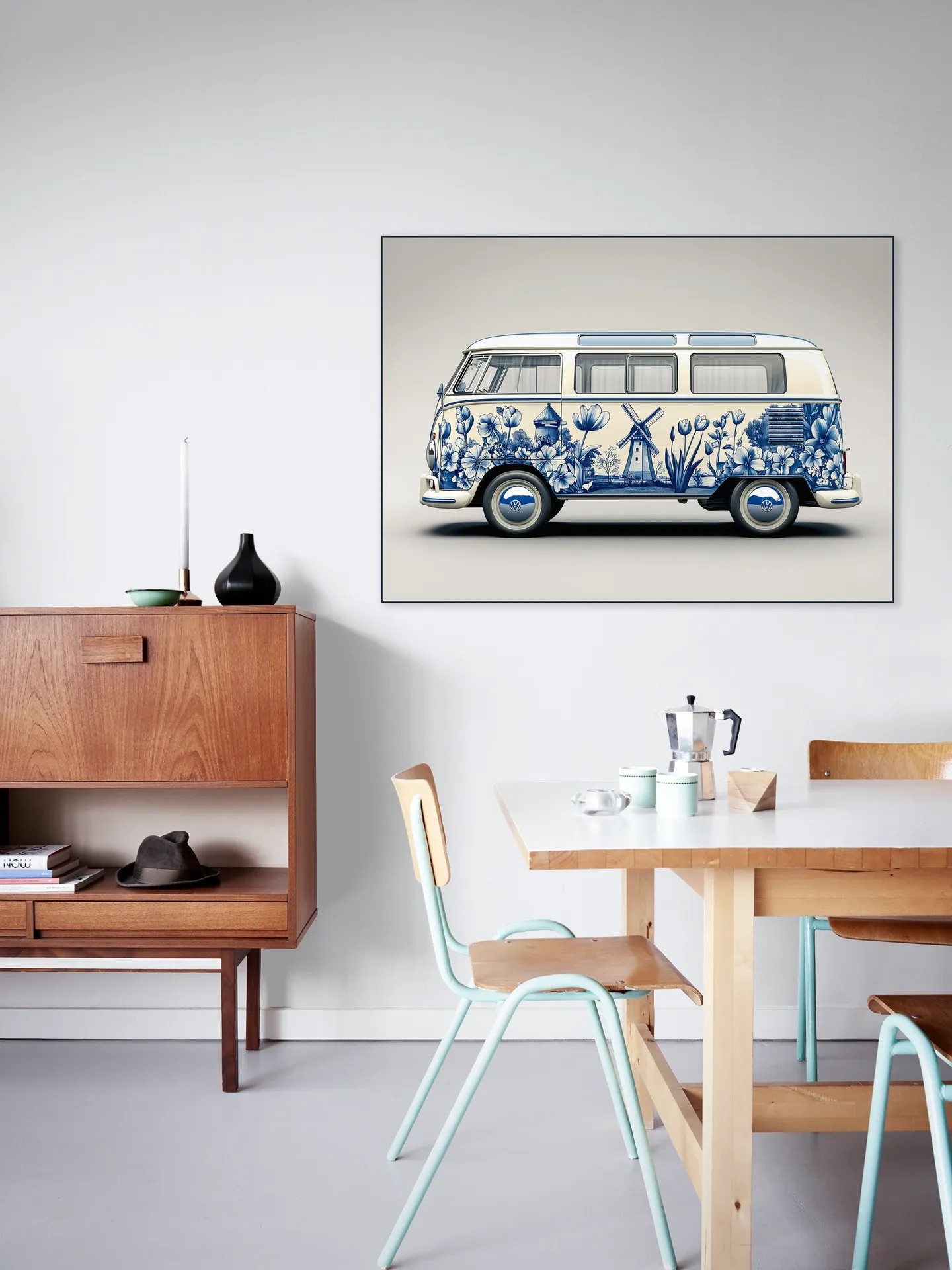 Delft Blue VW Bus 3