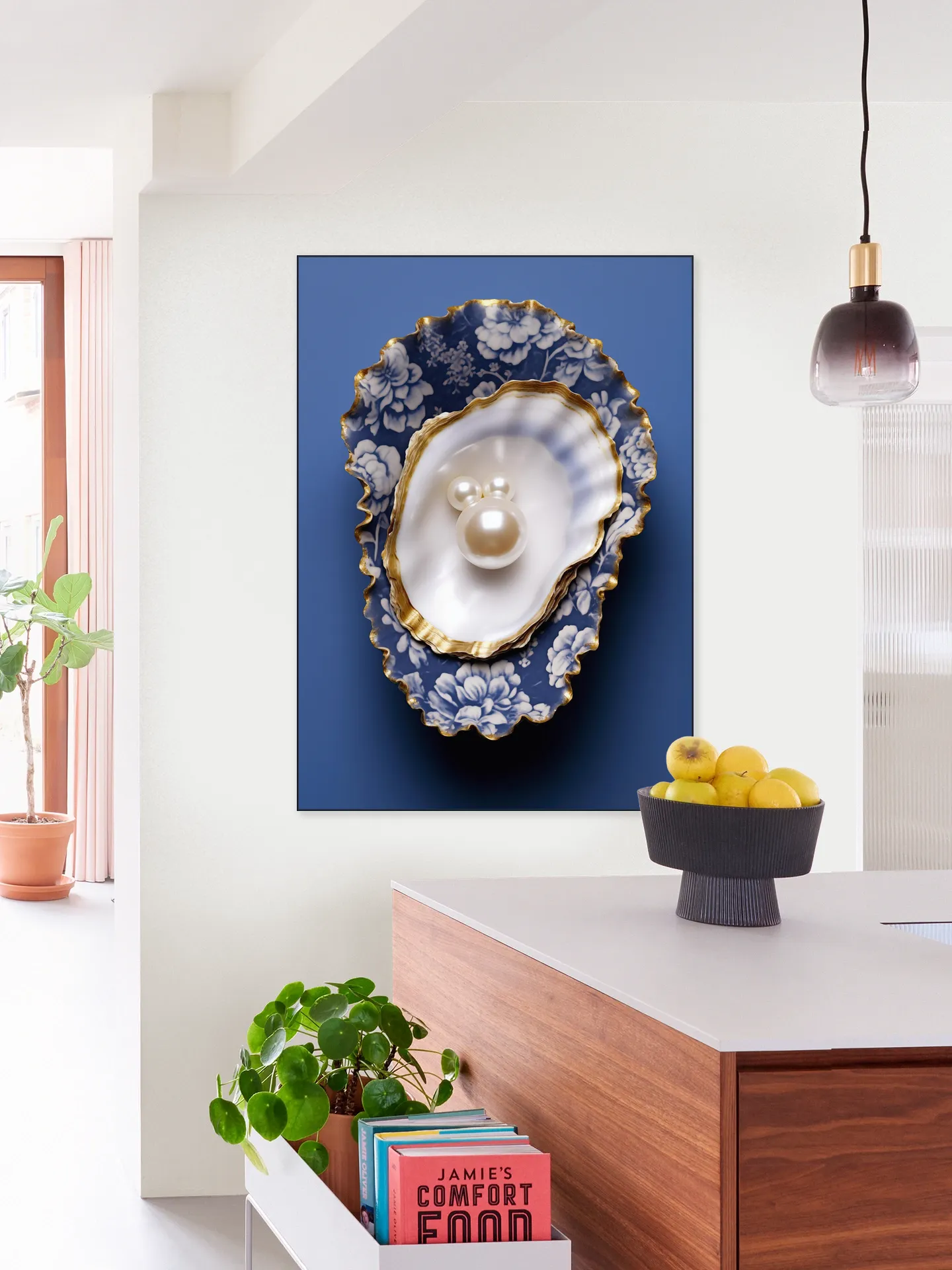 Delft Blue Flower Pattern Oyster with Gold and Pearls