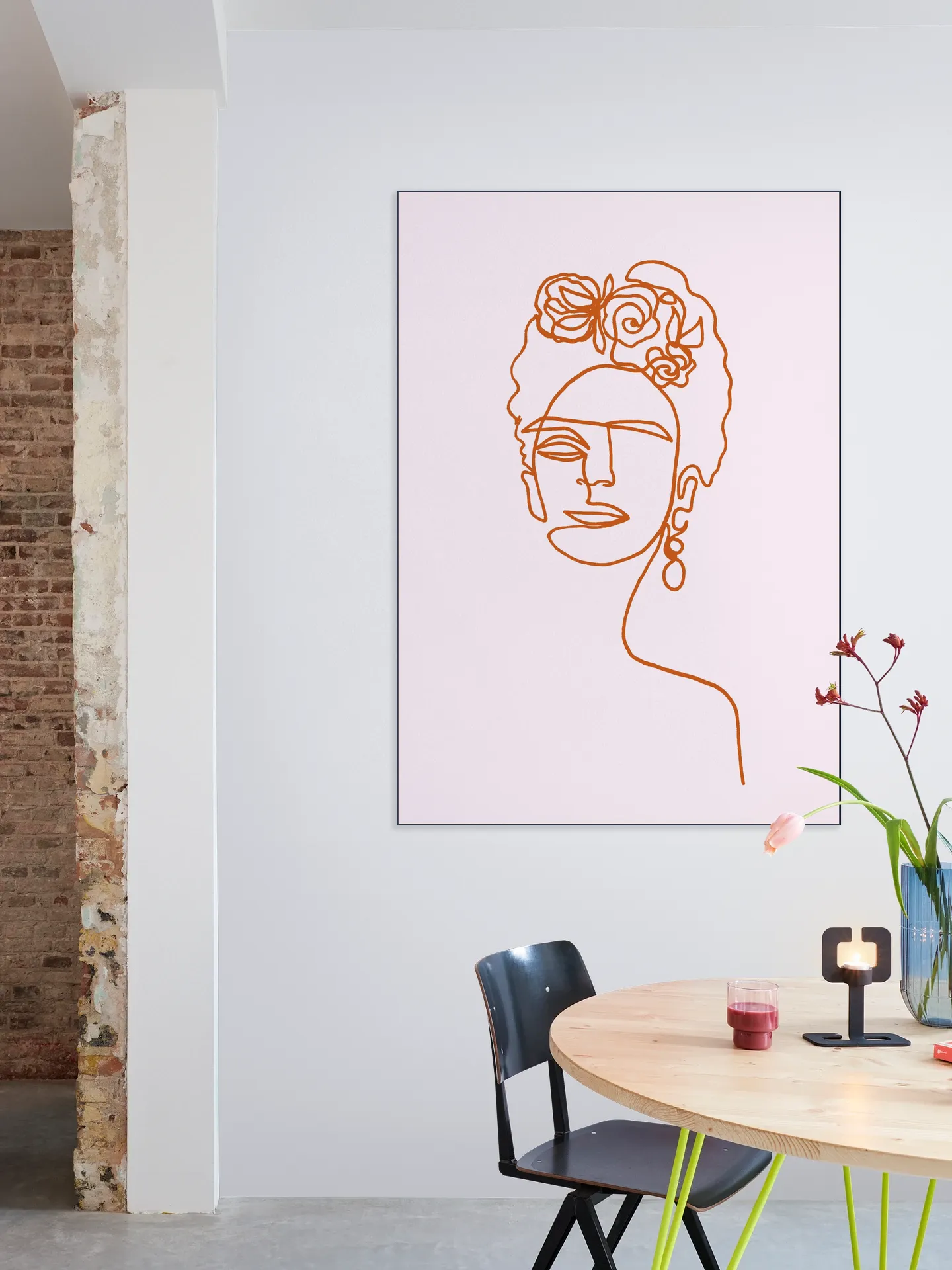Frida Kahlo Pink