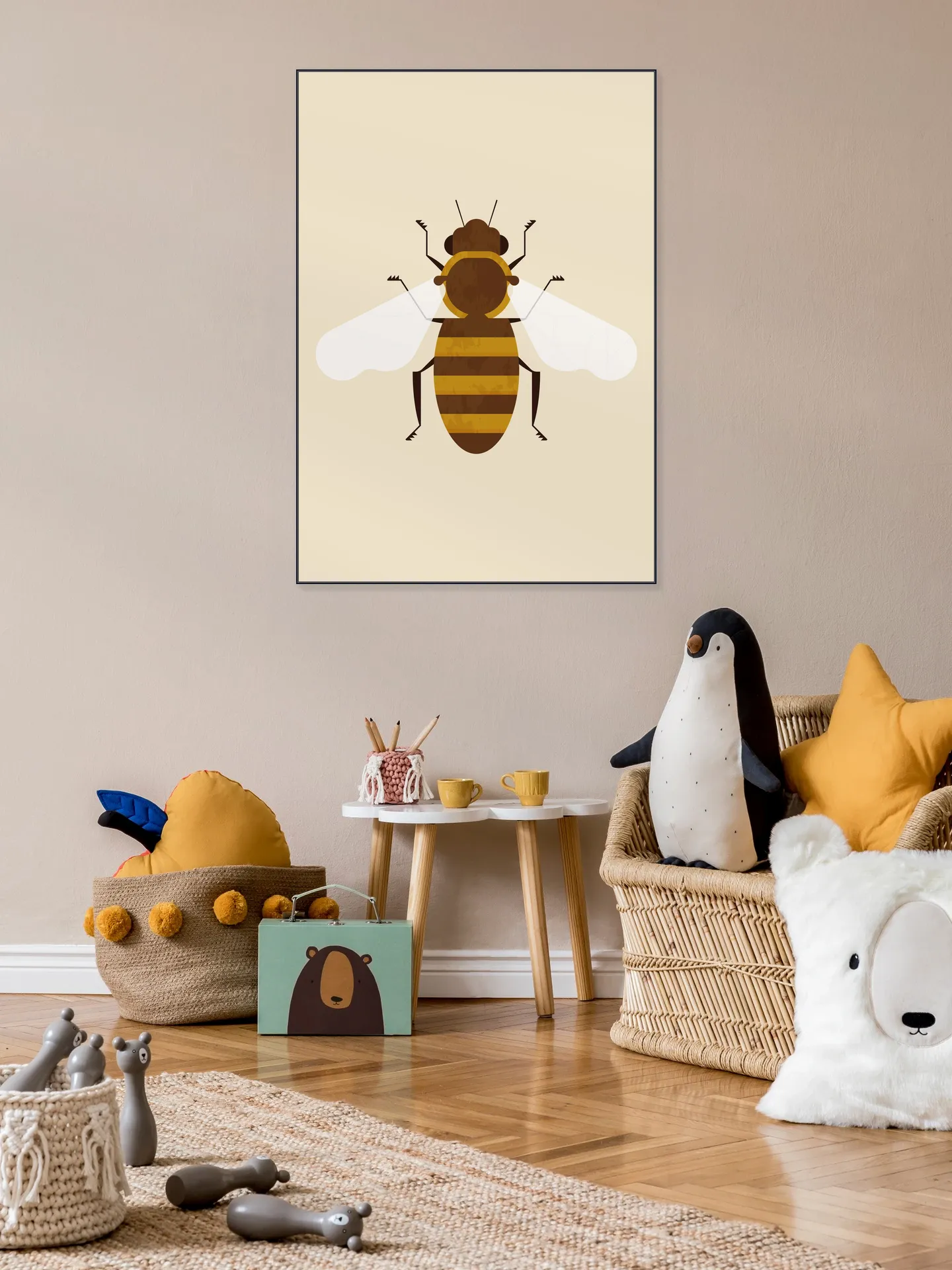 The Bee