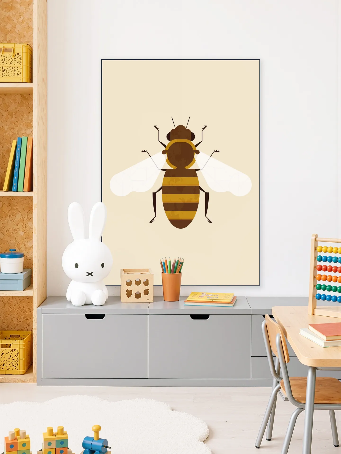 The Bee