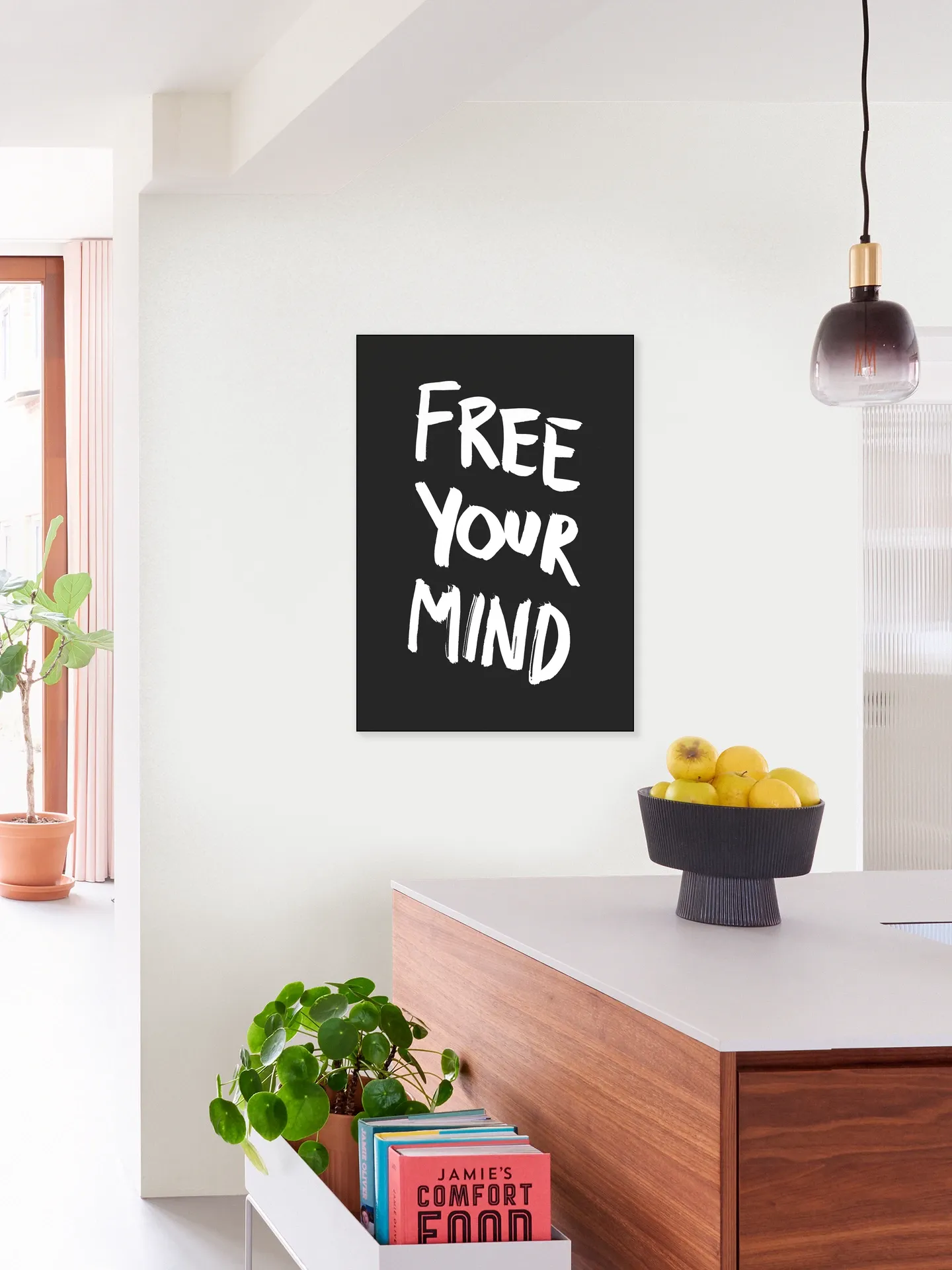 Free your Mind black