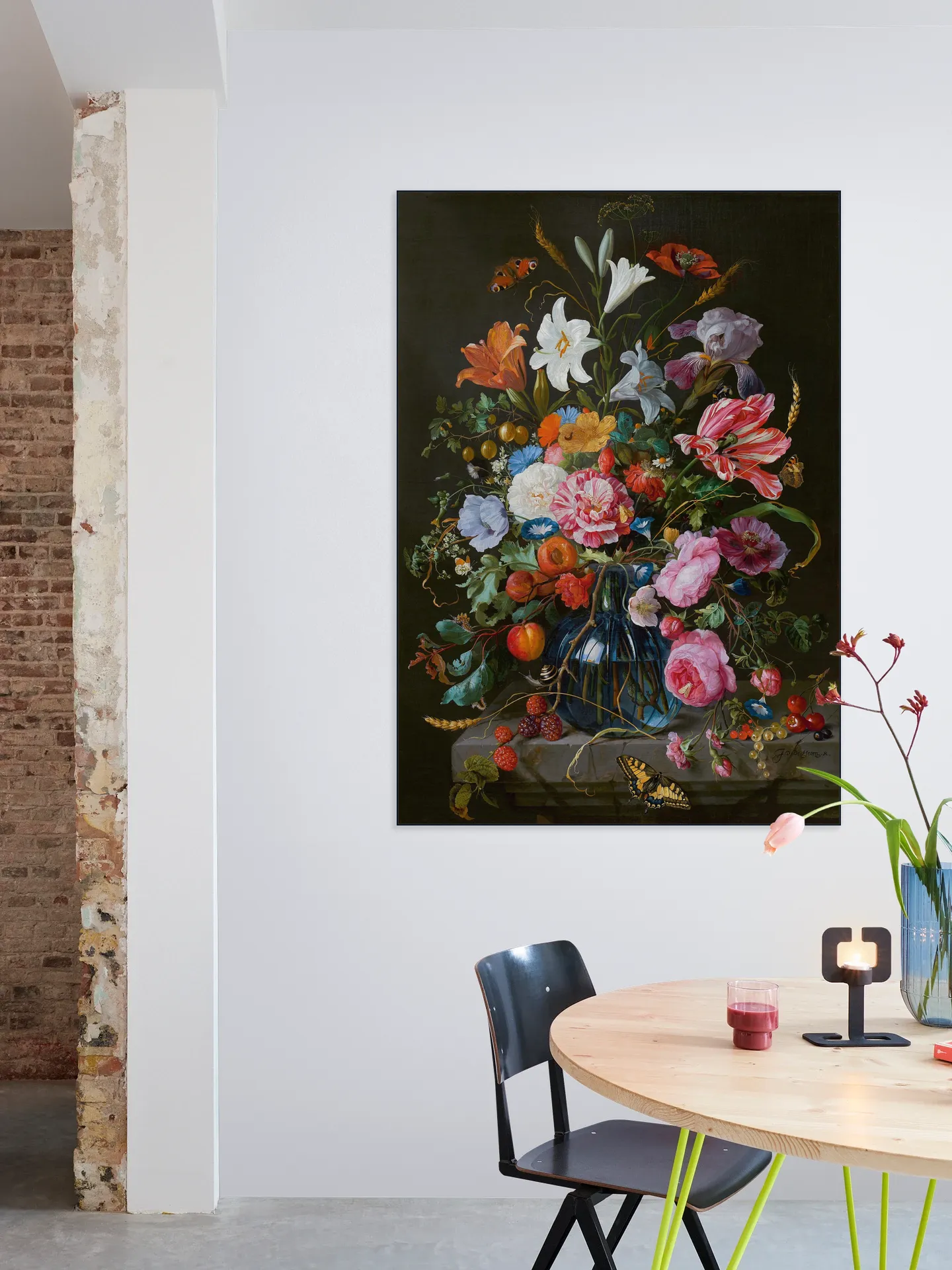 Vase with flowers