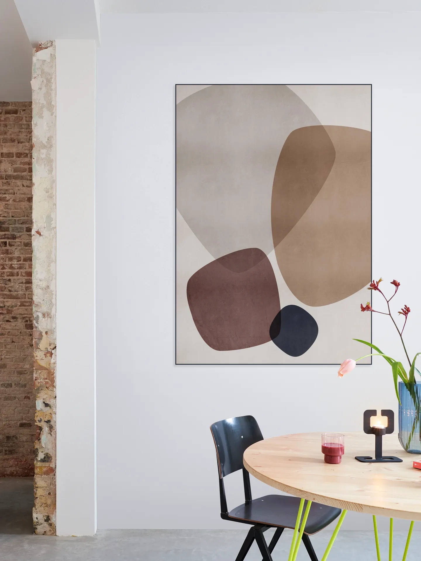 Graphic 207