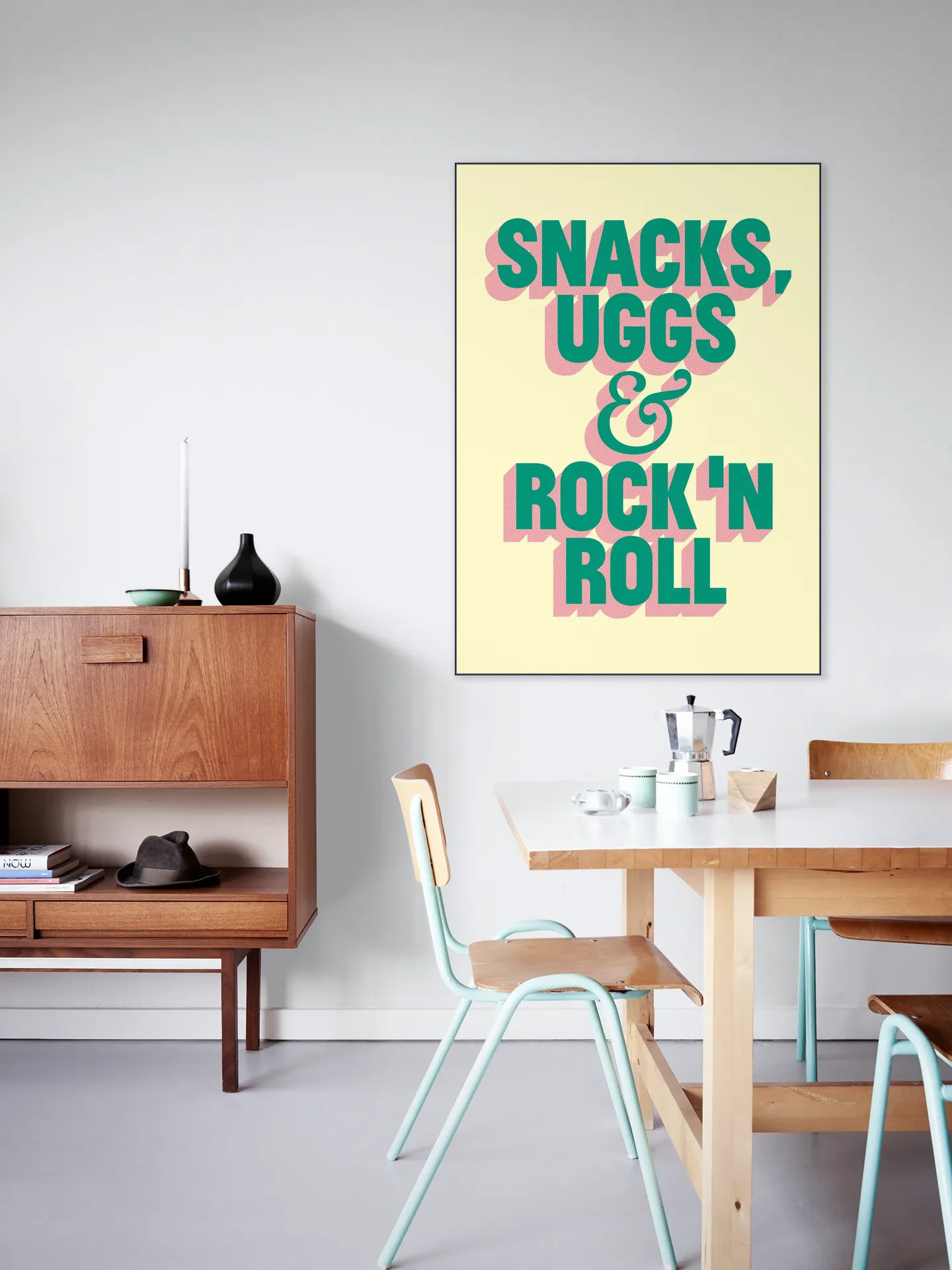 Snacks, Uggs & Rock 'n Roll