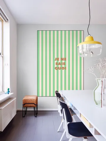 Je Ne Sais Quoi Striped