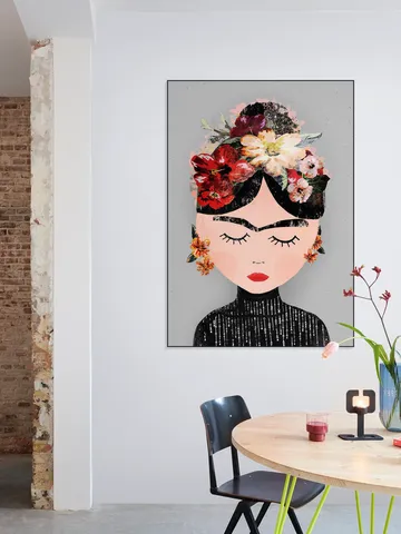 Frida (Grey Version)