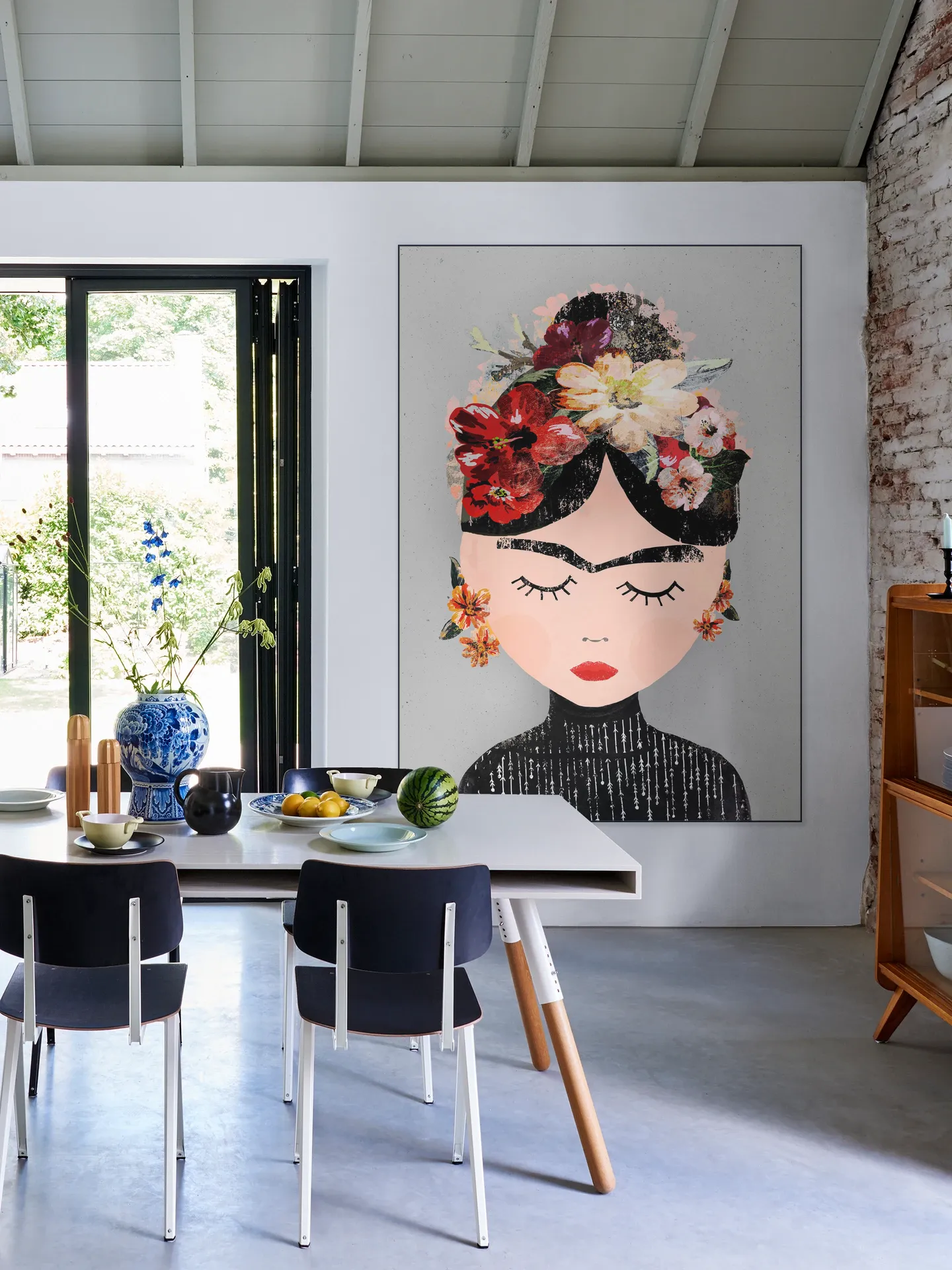 Frida (Grey Version)
