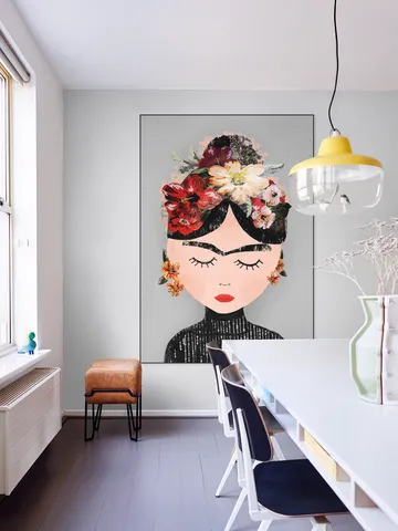 Frida (Grey Version)